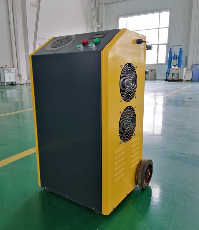 臭氧空氣消毒機(jī)(圖1) 臭氧空氣消毒機(jī)(圖1)